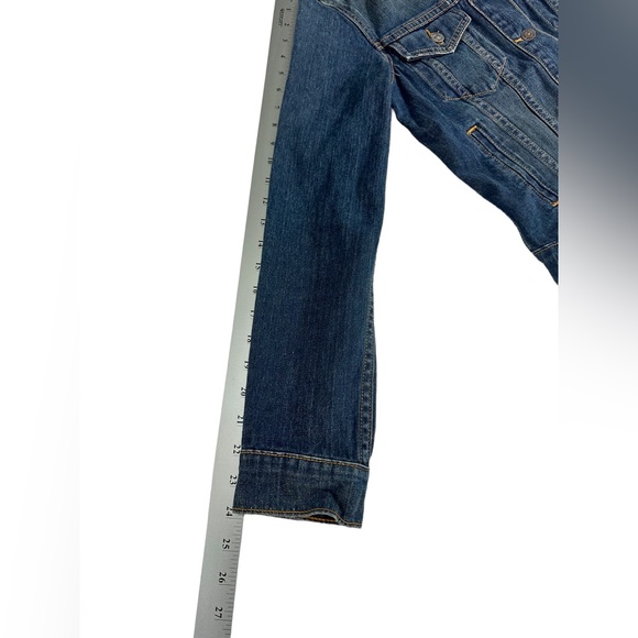 Classic Levi’s Jean Jacket Small, Trucker Jean Jacket - Picture 10 of 10